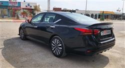 نيسان ألتيما